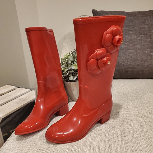 CHANEL Shoes - Almost new Chanel red rainboots size 35